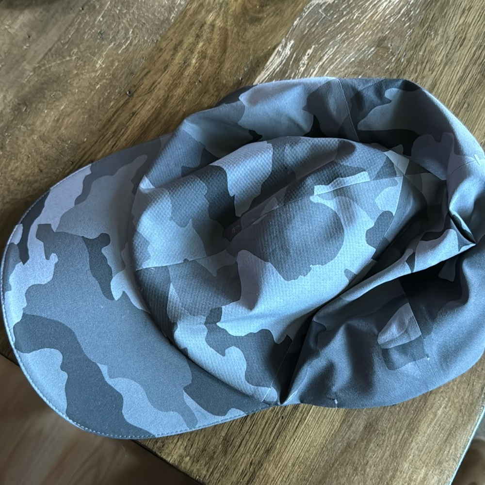 Brand new Lululemon hat without the tags